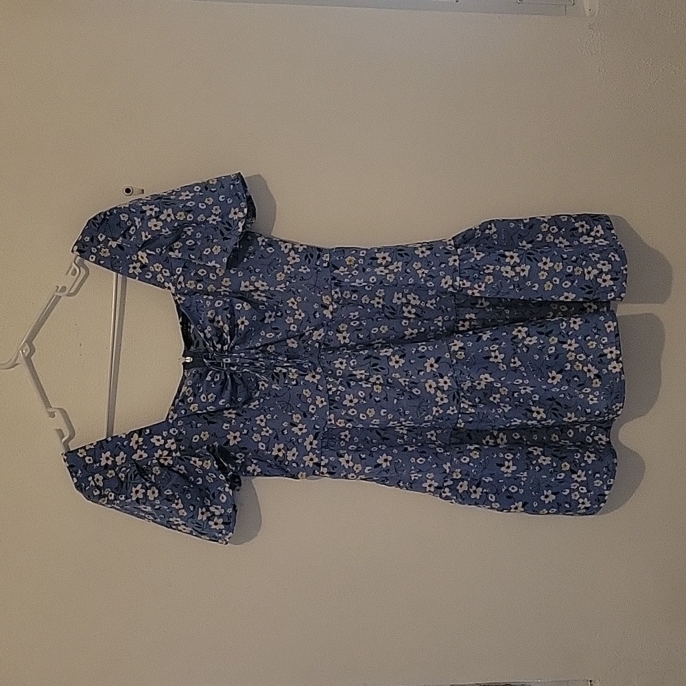 Blue dress